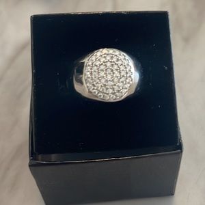 Jewelry’s Sterling silver Diamond rings And Diamond Earrings